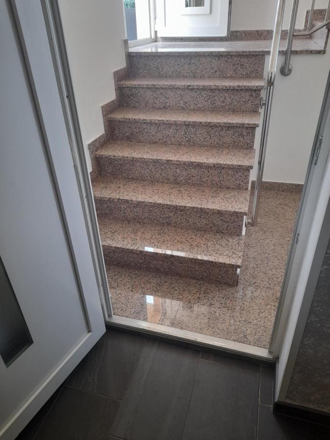 Apartment Lucy Zadar - Free Private Parking Екстериор снимка