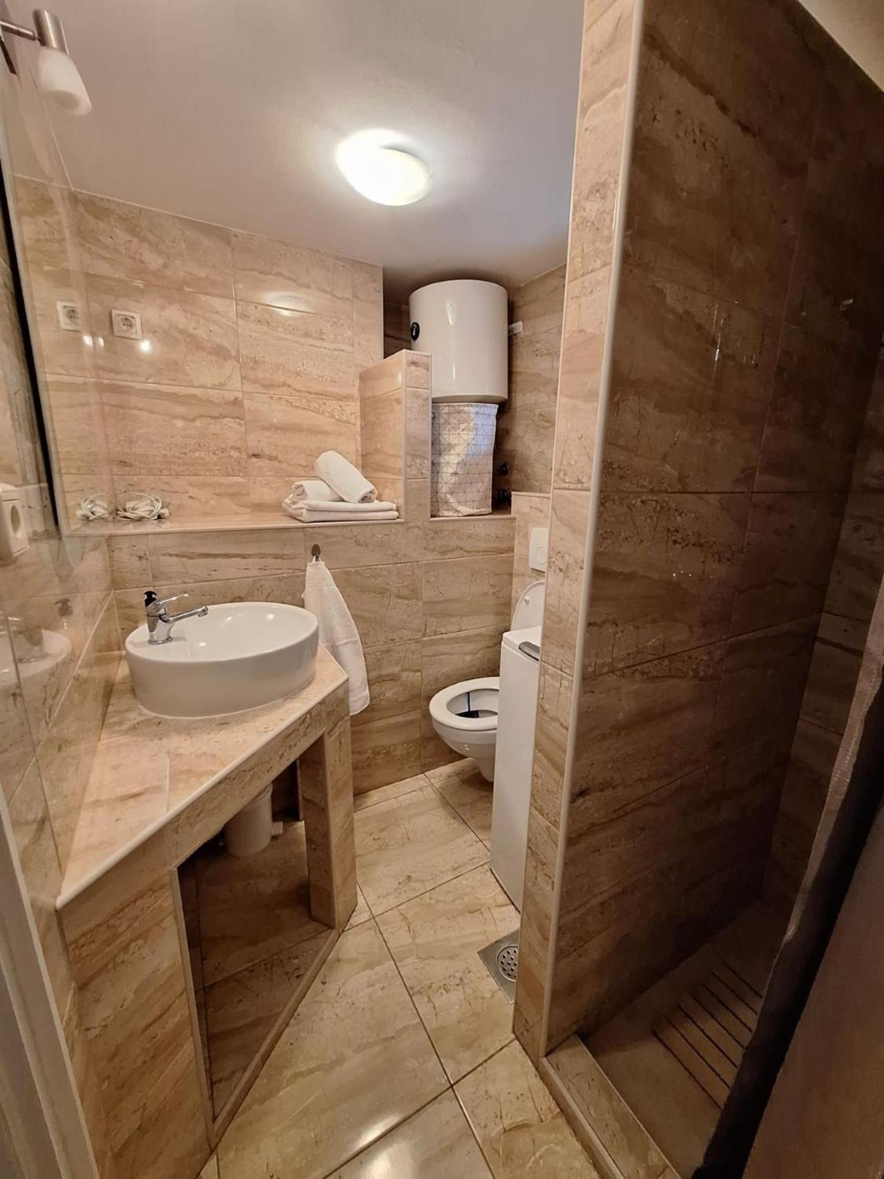 Apartment Lucy Zadar - Free Private Parking Екстериор снимка