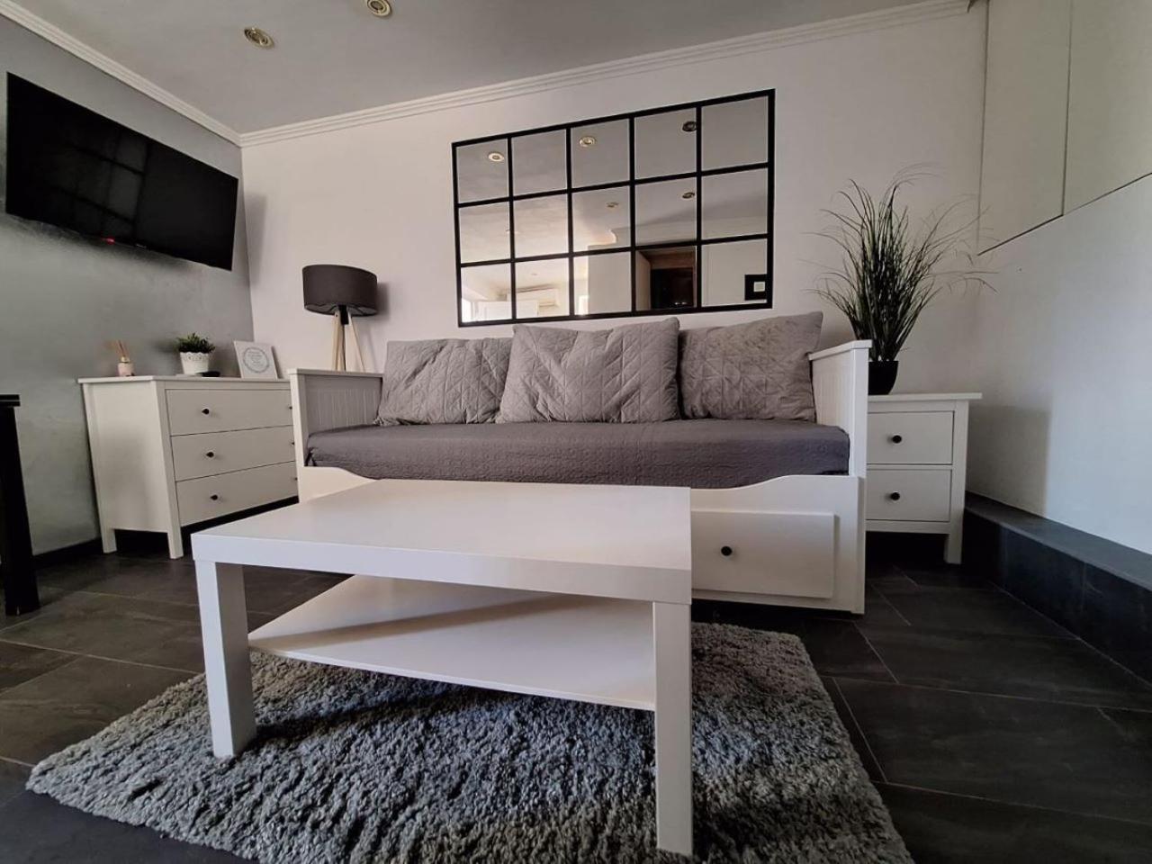 Apartment Lucy Zadar - Free Private Parking Екстериор снимка